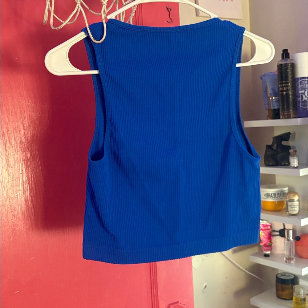 Vibrant Blue Ribbed Crop Top - Picture 3 of 3